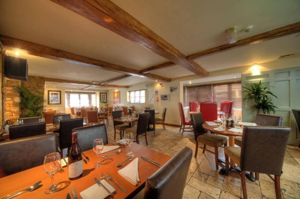The Deddington Arms Exterior foto